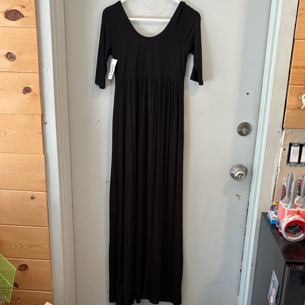 Pink Lily Classic Black Maxi Dress - Picture 5 of 5